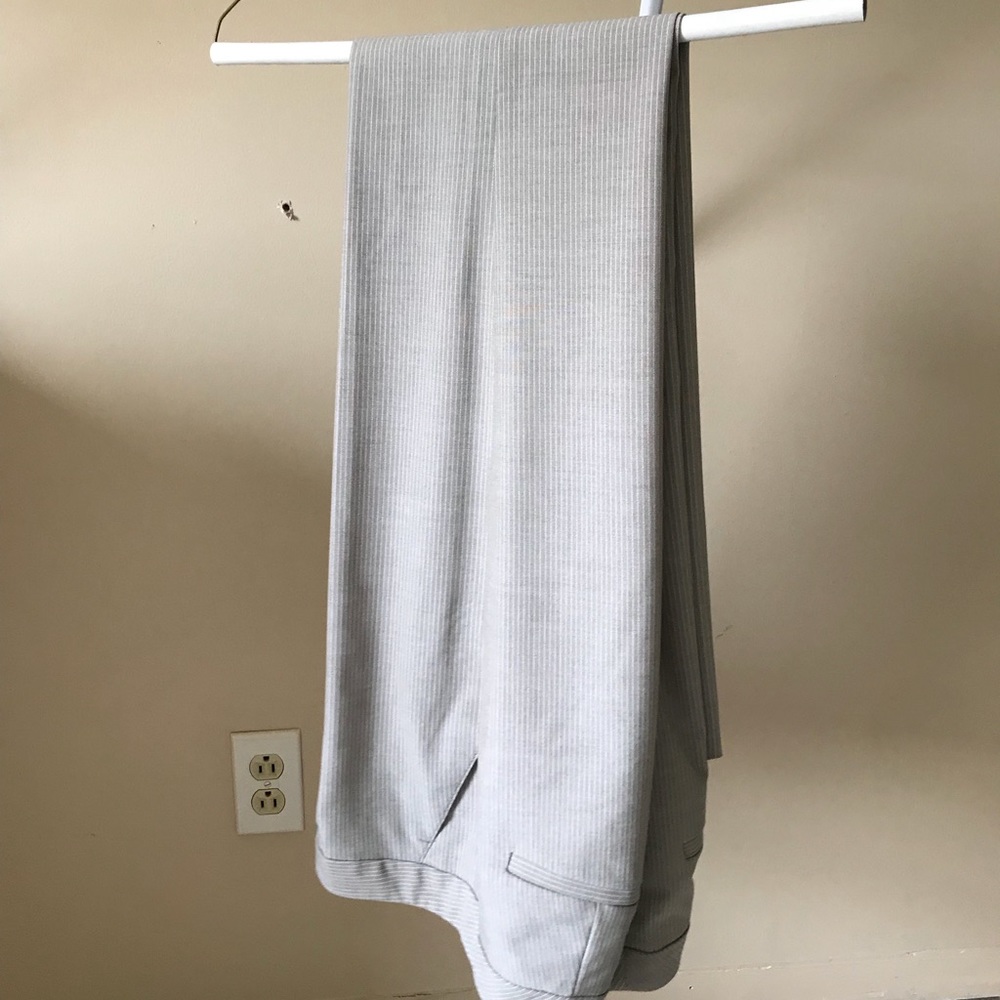 Drew Fit The Limited pants